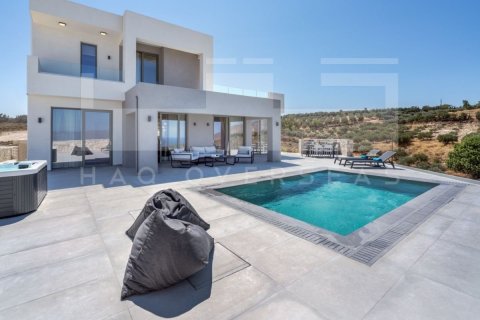 6 bedrooms Villa in Kissamos, Greece No. 79294 1