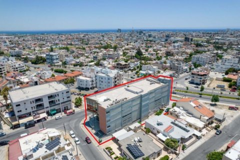 2100m² Commercial property in Larnaca, Cyprus No. 105048 3