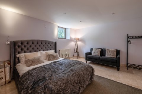 8 bedrooms House in Chamonix-Mont-Blanc, France No. 99956 6