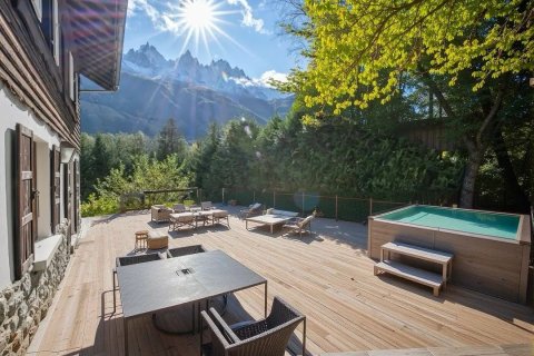 8 bedrooms House in Chamonix-Mont-Blanc, France No. 99956 2
