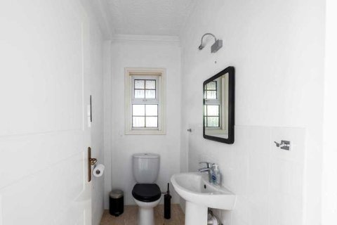 Вилла с 4 спальнями в Айя Напа, Кипр №29055 12