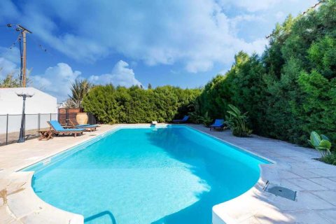 Вилла с 4 спальнями в Айя Напа, Кипр №29055 5