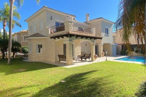 3 bedrooms House in Agios Tychonas, Cyprus No. 80053 15