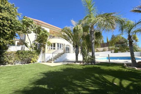 5 bedrooms Villa in Germasogeia, Cyprus No. 75384 1