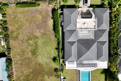 1012m² Land in Jolly Harbour, Antigua and Barbuda No. 80129 4