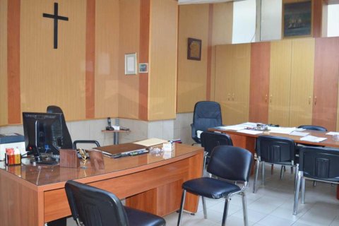 450m² Commercial property in Kaisariani, Greece No. 59472 6