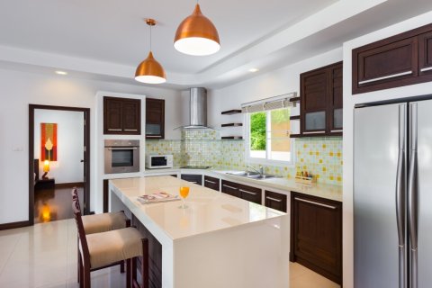 3 bedrooms Villa in Rawai, Thailand No. 97359 14