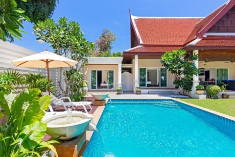 3 bedrooms Villa in Rawai, Thailand No. 97359 1