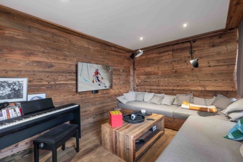 6 bedrooms House in Combloux, France No. 99535 14