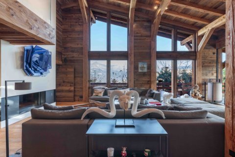 6 bedrooms House in Combloux, France No. 99535 4