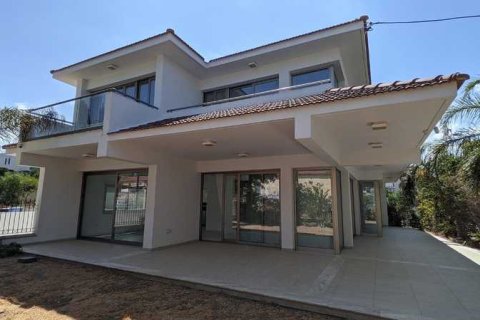 5 bedrooms House in Aglantzia, Cyprus No. 77124 1