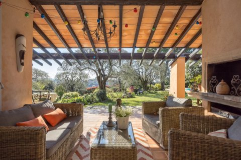 Вилла с 5 спальнями в Гатьер, Франция №100240 5