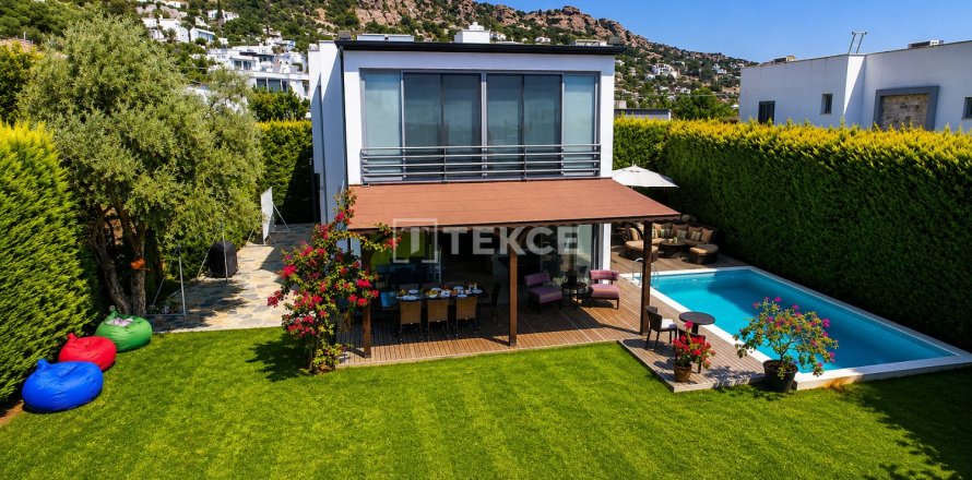 4 bedrooms Villa in Bodrum, Turkey No. 128314