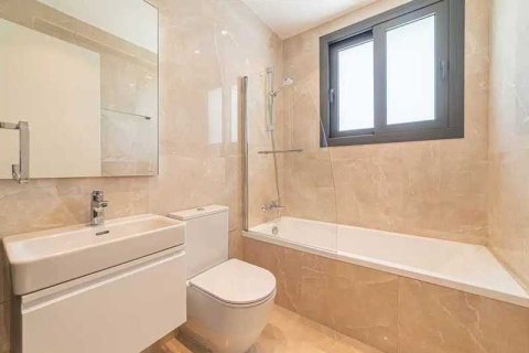 2 dormitorios Apartment en Agios Tychonas, Cyprus No. 103601 5