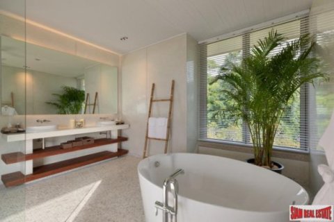 4 bedrooms Villa in Ko Samui, Thailand No. 96243 8