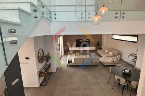 5 bedrooms Villa in Germasogeia, Cyprus No. 74133 6