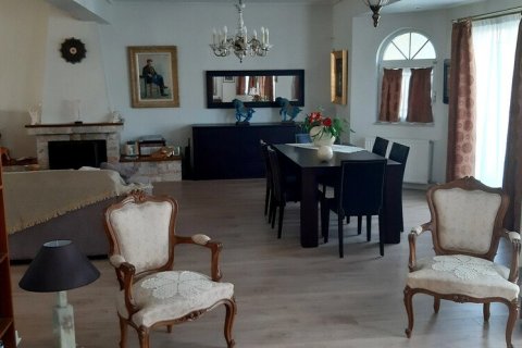 4 dormitorios House en Kalyvia Thorikou, Greece No. 107757 23