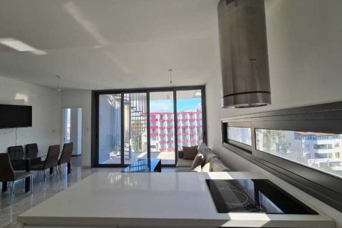 3 bedrooms Penthouse in Limassol, Cyprus No. 79428 3