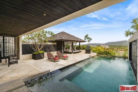 2 bedrooms Penthouse in Layan Beach, Thailand No. 96299 1