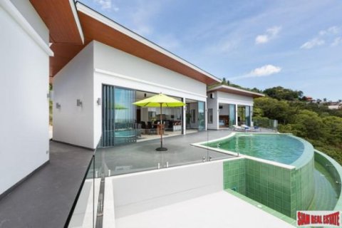 3 bedrooms Villa on the Chaweng Beach, Thailand No. 95922 5