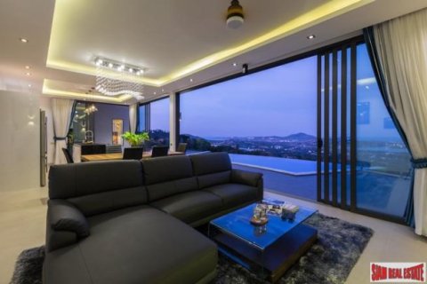 3 bedrooms Villa on the Chaweng Beach, Thailand No. 95922 15