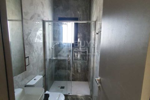 3 bedrooms Apartment in Limassol, Cyprus No. 64118 10