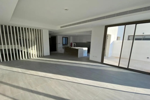 3 bedrooms Duplex in Thach Than, Vietnam No. 99006 1