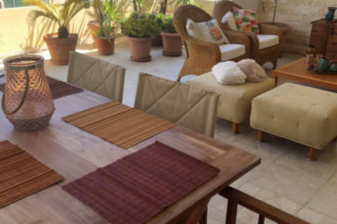 3 bedrooms Apartment in Limassol, Cyprus No. 35083 8