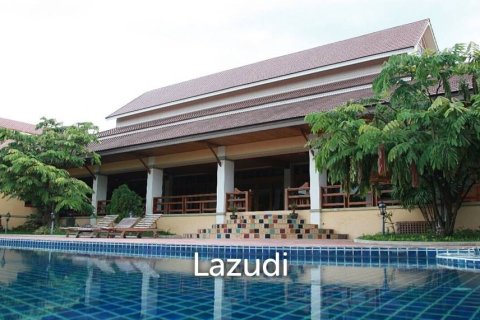 12 bedrooms House in Chiang Mai, Thailand No. 97986 7