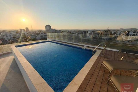 3 dormitorios Apartment en Larnaca, Cyprus No. 79950 3