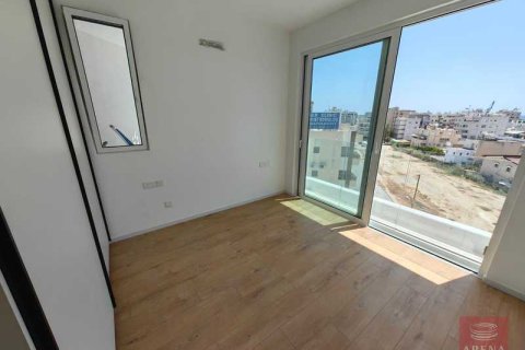 3 dormitorios Apartment en Larnaca, Cyprus No. 79950 6