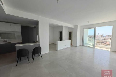 3 dormitorios Apartment en Larnaca, Cyprus No. 79950 4