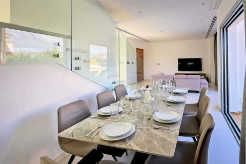 3 bedrooms Villa in Mesa Geitonia, Cyprus No. 29849 3