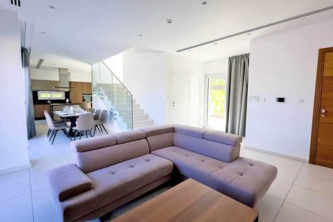 3 bedrooms Villa in Mesa Geitonia, Cyprus No. 29849 4