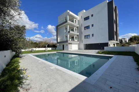 2 dormitorios Apartment en Limassol, Cyprus No. 34837 1