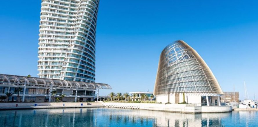 5 bedrooms Apartment in Ayia Napa, Cyprus No. 72077