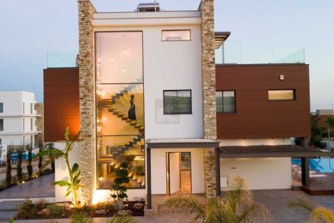 3 bedrooms House in Ayia Napa, Cyprus No. 30071 3