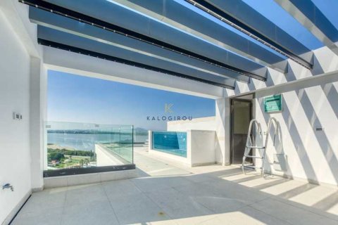 2 bedrooms Apartment in Larnaca, Cyprus No. 103717 1