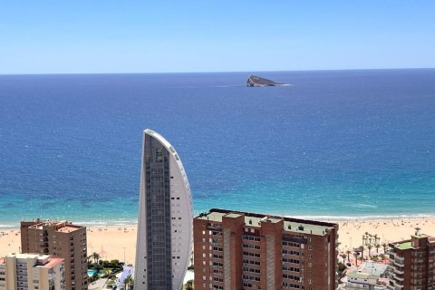3 dormitorios Apartment en Benidorm, Spain No. 110633