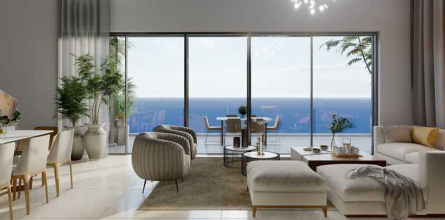 3 bedrooms Apartment in Paphos, Cyprus No. 84124