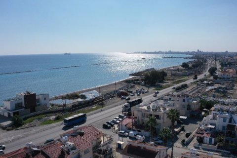 4 bedrooms Villa in Oroklini, Cyprus No. 64867 7