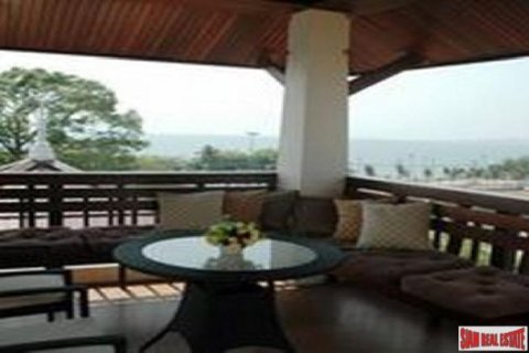 3 bedrooms Penthouse in Jomtien Beach, Thailand No. 96570 13