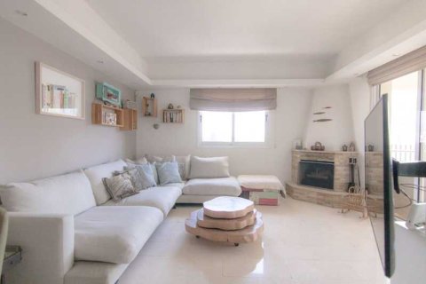 2 bedrooms Apartment in Limassol, Cyprus No. 44955 7