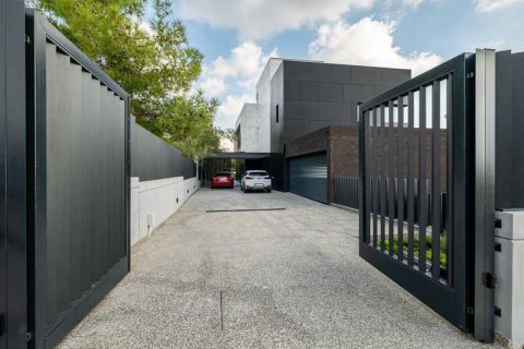 Вилла с 7 спальнями в Суни-Занакья, Кипр №74364 10