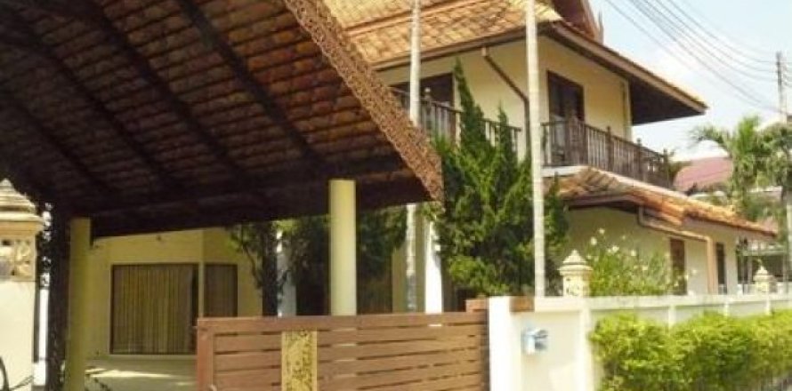 3 bedrooms Villa in Jomtien Beach, Thailand No. 96504