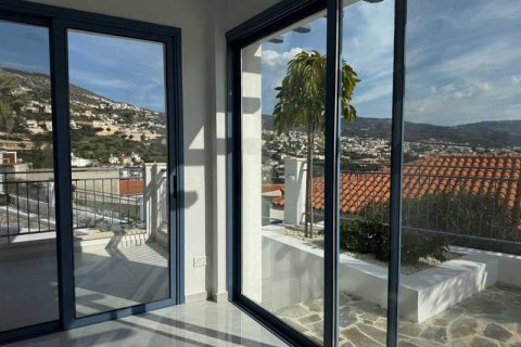 3 bedrooms House in Pegeia, Cyprus No. 84047 5