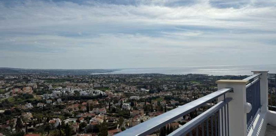 3 bedrooms House in Pegeia, Cyprus No. 84047