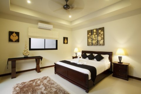 4 bedrooms Villa in Nai Harn Beach, Thailand No. 96780 11
