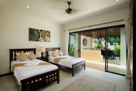 4 bedrooms Villa in Nai Harn Beach, Thailand No. 96780 17