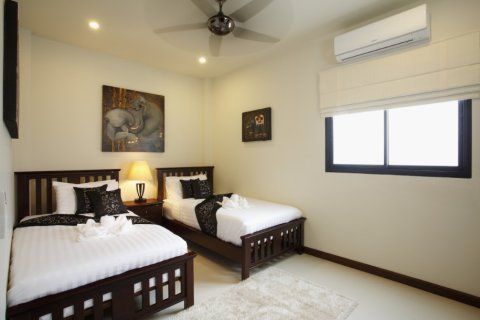 4 bedrooms Villa in Nai Harn Beach, Thailand No. 96780 12